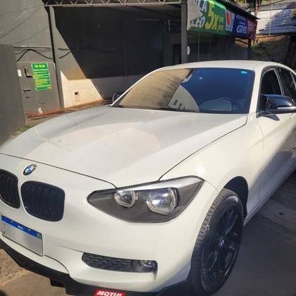 BMW 116i 1.6 16V TURBO GASOLINA 4P AUTOMÁTICO BMW 116i 1.6 16V TURBO GASOLINA 4P AUTOMÁTICO